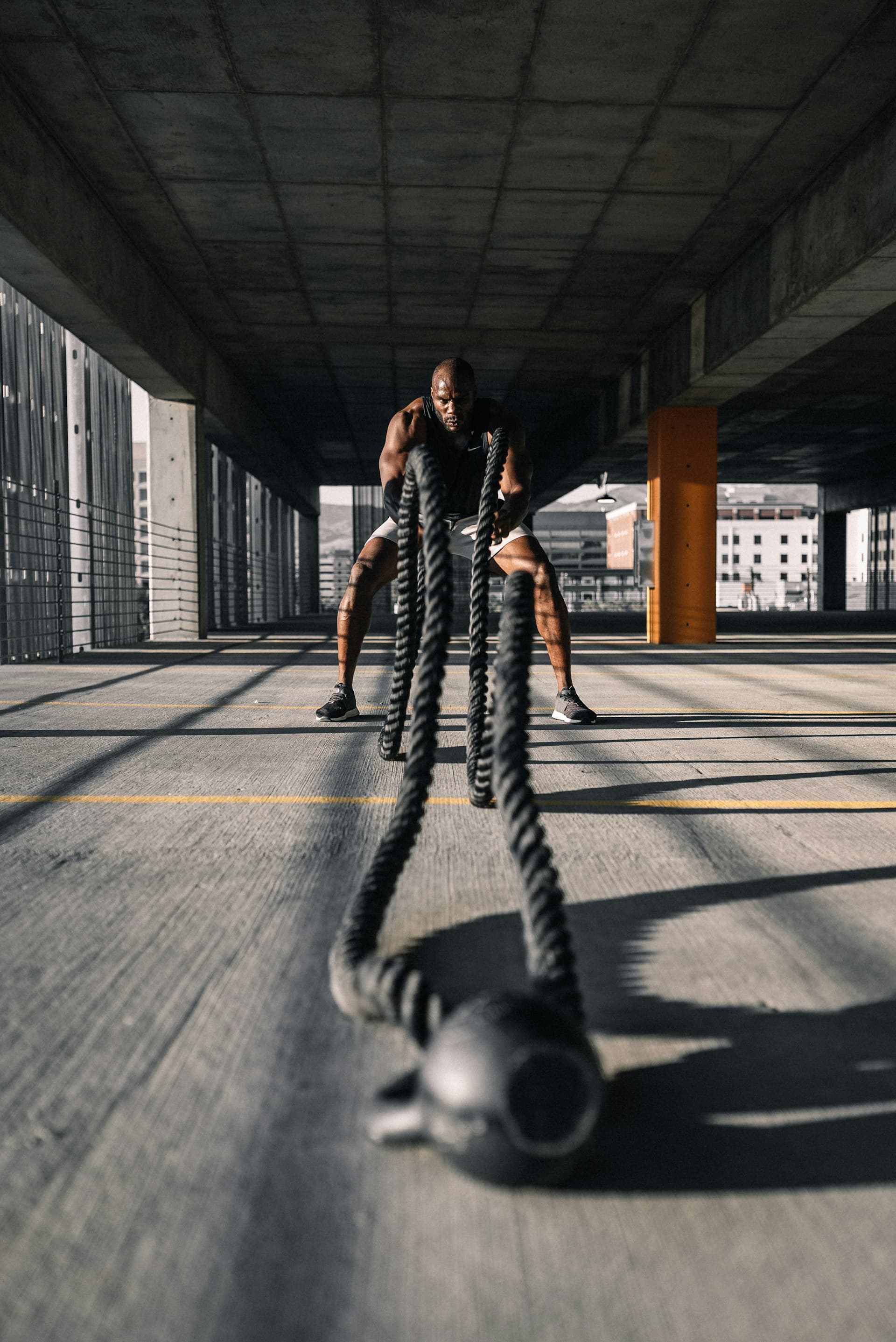 Athlete conditioning with battle ropes
